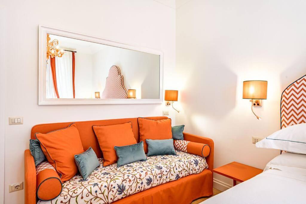 Riboty 10 Suites Рим Экстерьер фото